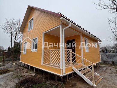 Каркасный полутораэтажный дом 8х8 для сезонного проживания